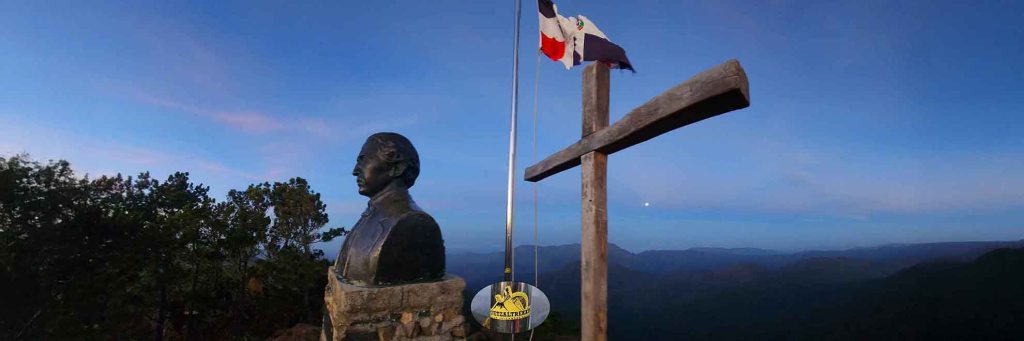 Quetzaltrekkers (stickers) spanning the&nbsp;globe